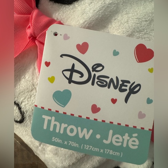 Disney Mickey Retro Valentines Heart Plush Throw NWT - Picture 3 of 4